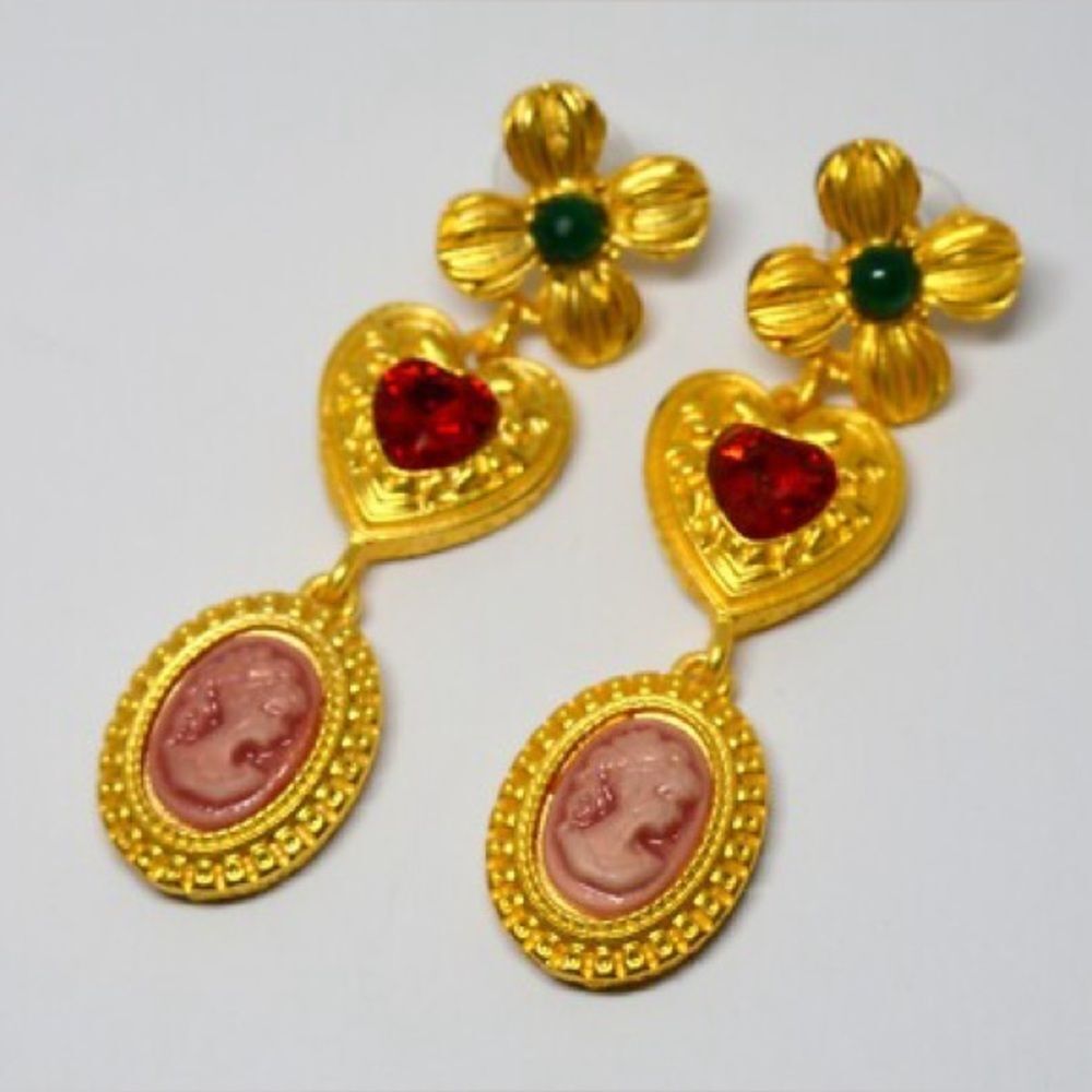 Stone dangle earrings N1585